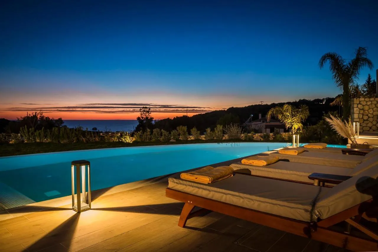 Zeus Exclusive Villas Σπαρτιά